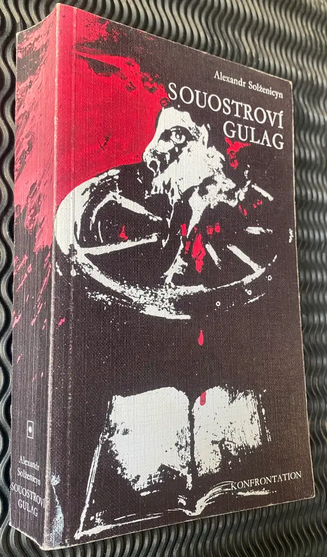 1974 Alexandr Solženicyn. Souostroví gulag