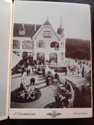 Gallery thumbnail